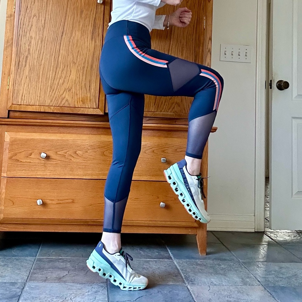 THREADS 4 THOUGHT FALLON MESH PANEL LEGGING